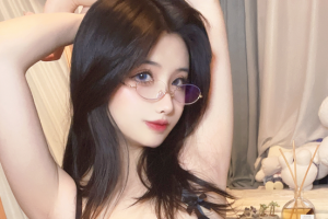 rioko凉凉子-和女上司的七夕[30P10V-791M]