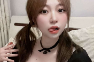 编号：辽宁大连市  地点：沙河口区  名字：汐汐  年龄：20-25  类型：性感  身高：160+cm  尺寸：C+