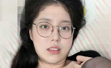 第二弹！女主名叫 秦嘉倪 气质也非常清纯