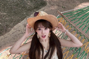 上戏台湾人04年网红  某音60W粉丝 真英