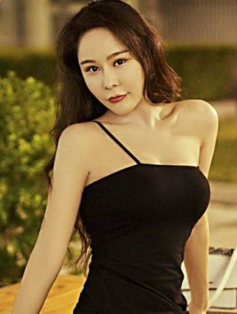 秀人网女神模特 鹿依