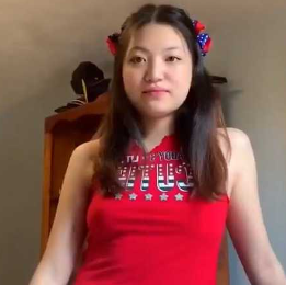 超级清纯反差美女 在家被洋男友的