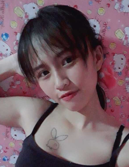 清纯学生妹在浴室发