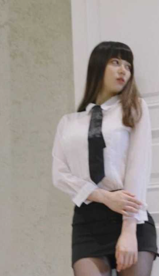 上海清纯大长腿车模女神