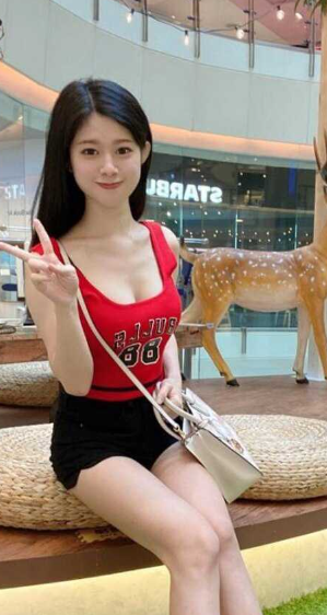 福建高颜值女神网红 恋儿