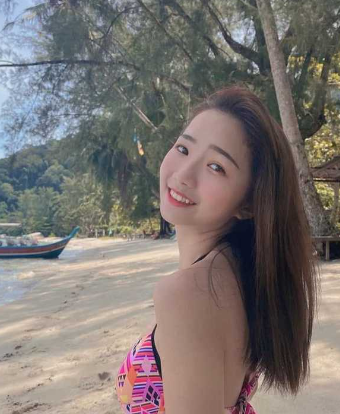 狂热的学生妹 吴昕琳 衣校服