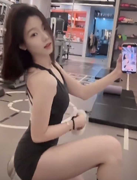 抖音网红 土豆凡凡 1