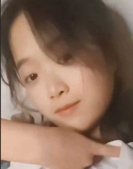 武汉音乐学院反差1 22级舞蹈表演系 梁姝