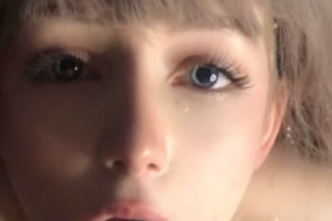 极稀有资源LoveAngelica像瓷娃娃一样漂亮 超级喜欢男人 脸在她洋娃娃脸蛋上