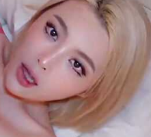 重磅核弹推特 51.5 万粉丝网红女神凯蒂 Kitty，极品短发妹子 7 月份最新