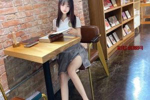 长沙师范大一学生  18岁   身高166