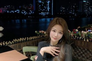 台湾网红 肖晓  身高168