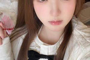 新加坡网红 林莠二