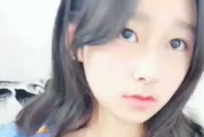 广州第十二中学高一小关晓彤 顾倩 年纪不大