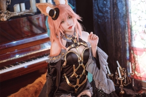 大大卷卷小卷 玉藻前漆黑魔术服