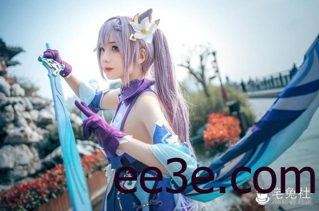 nagisa魔物喵紫色刻晴COS 少女贩卖娃娃机诱惑点引爆视觉冲击！