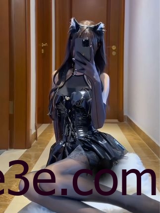 猫梨梨最新微密圈资源，她的圈内作品如何获得？